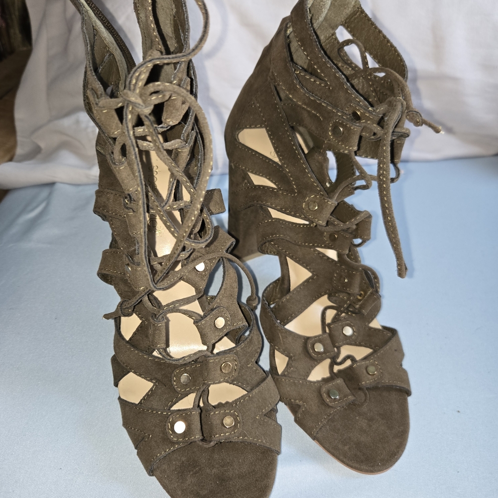 Shoe Dazzle Olive Lace-Up Heels